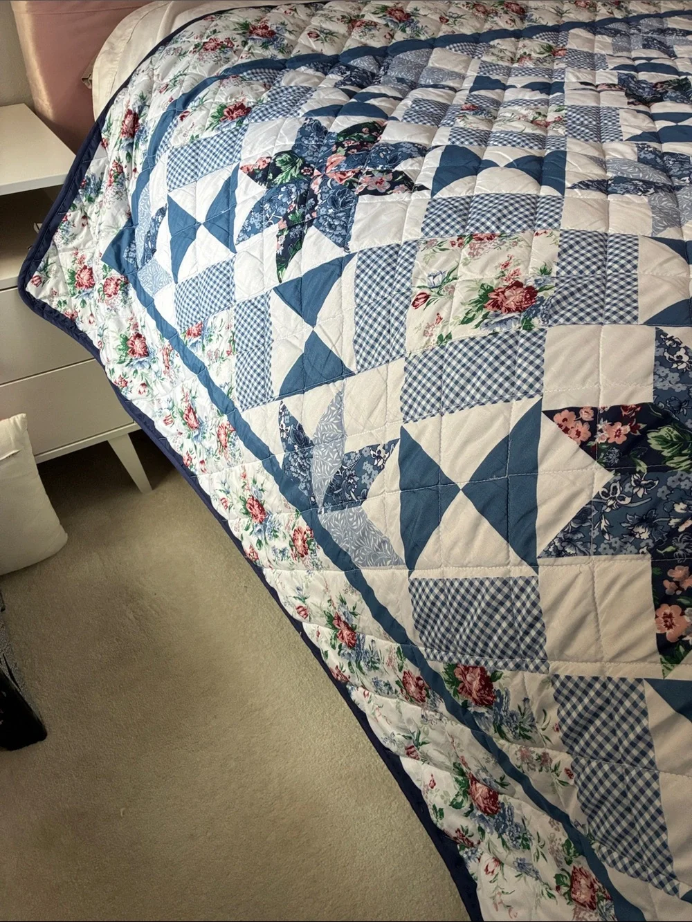 Mainstays Blue and Cream Floral Patchwork Quilt